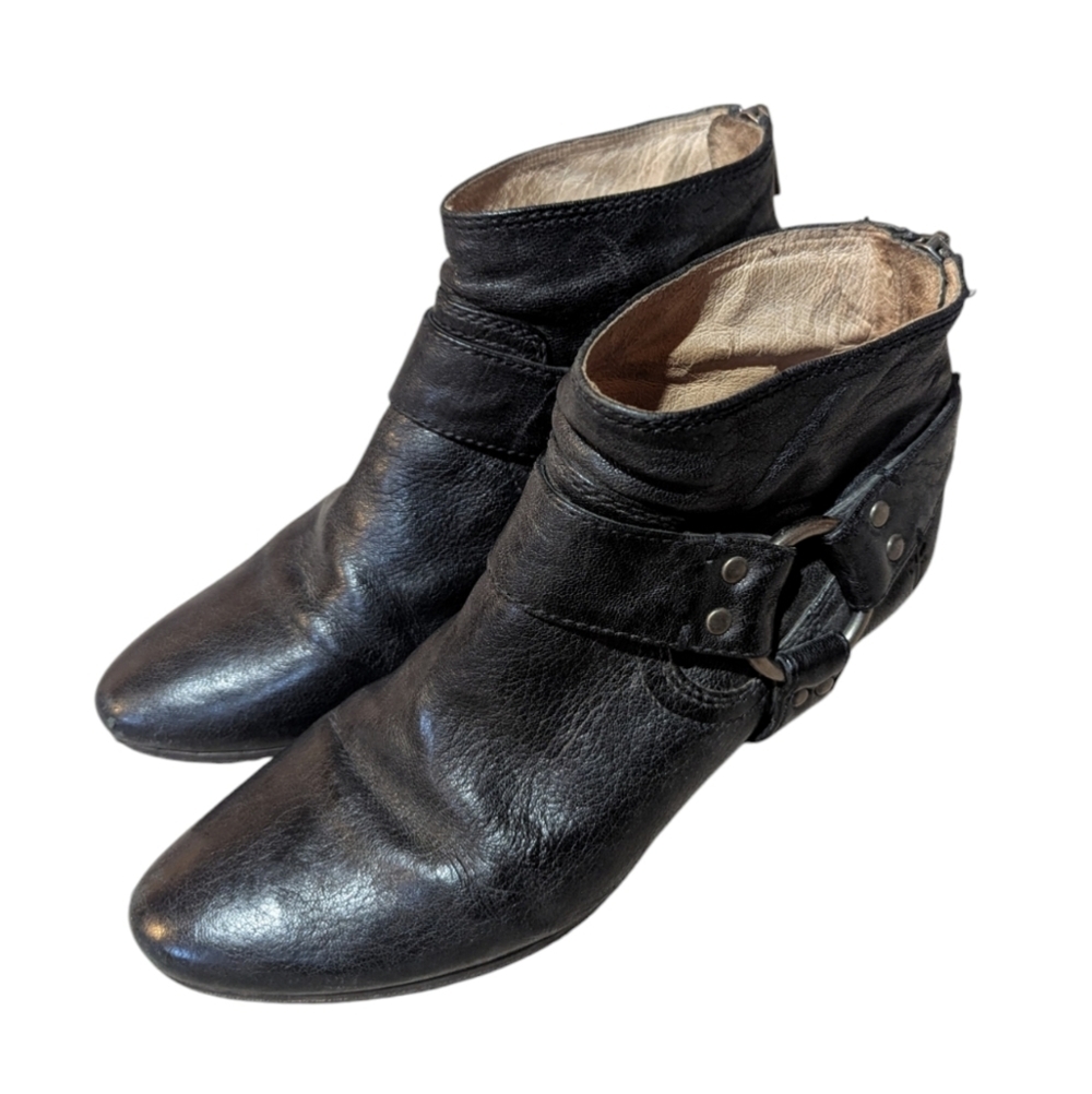 Frye Steffi Harness Bootie Black Leather Ankle Boots size 5.5